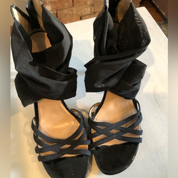 Donald J. Pliner …. Black patent high heels - Picture 2 of 16